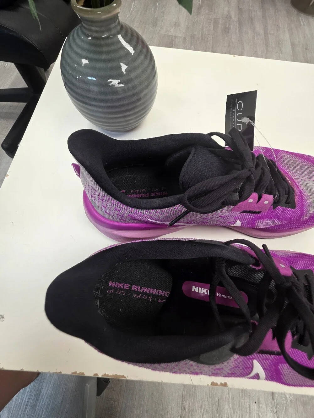 Nike Women’s Pink and Black Zoom Running Shoes GREAT SHAPE